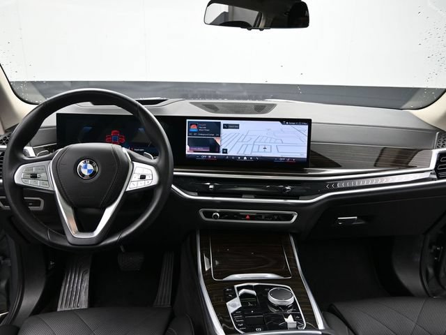 Used 2024 BMW X7 xDrive40i AWD/4WD image 14