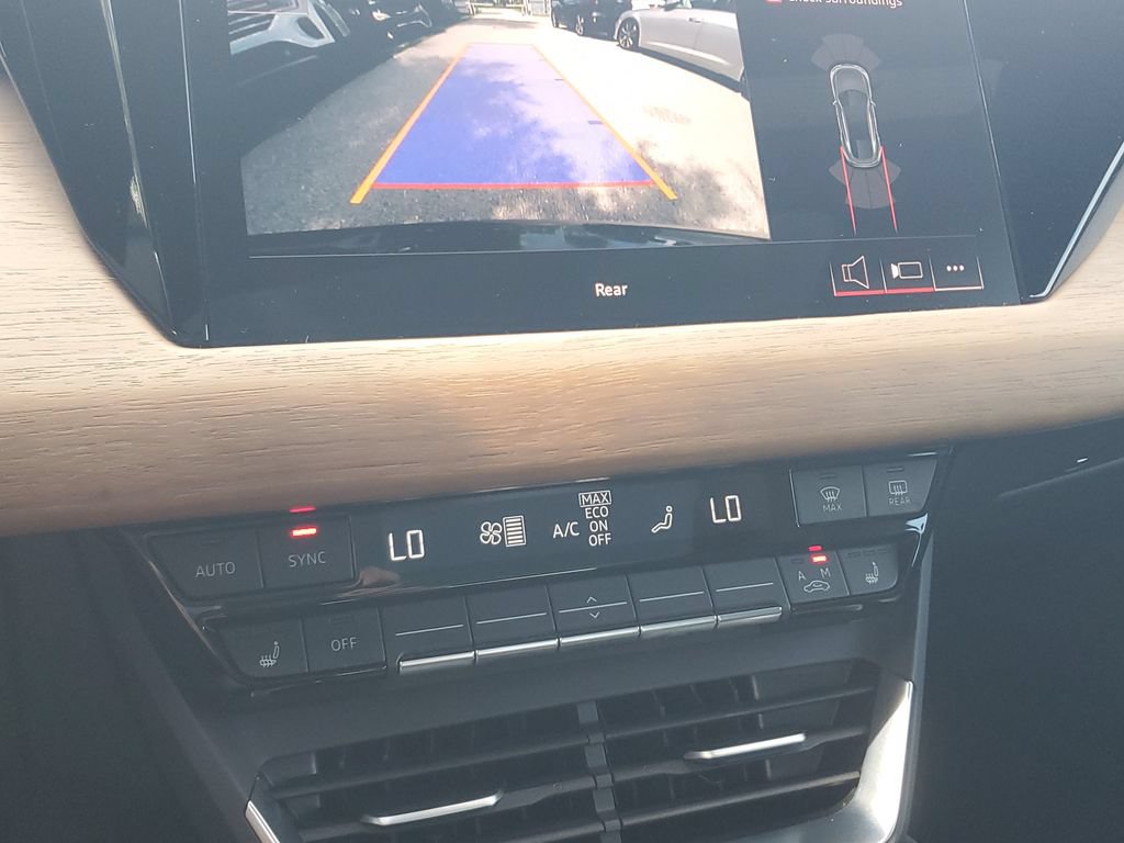 Certified 2023 Audi e-tron GT Premium Plus AWD/4WD image 28