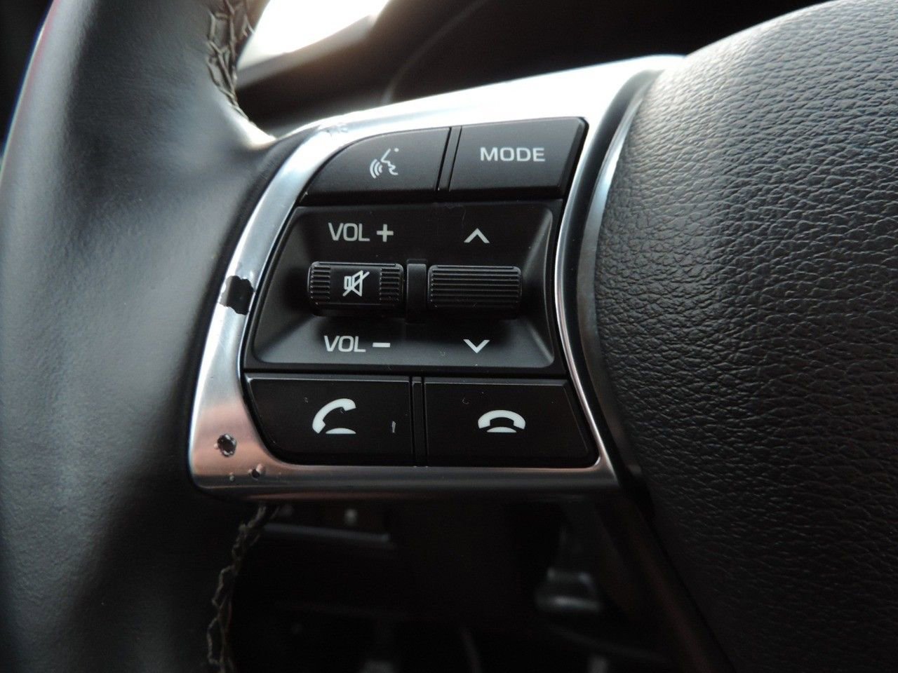 Used 2018 Hyundai Sonata Limited image 27