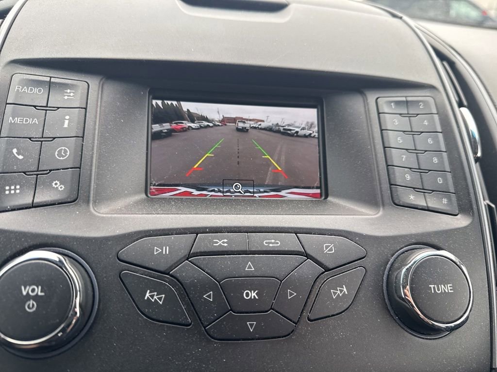 Certified 2019 Ford Edge SE image 24