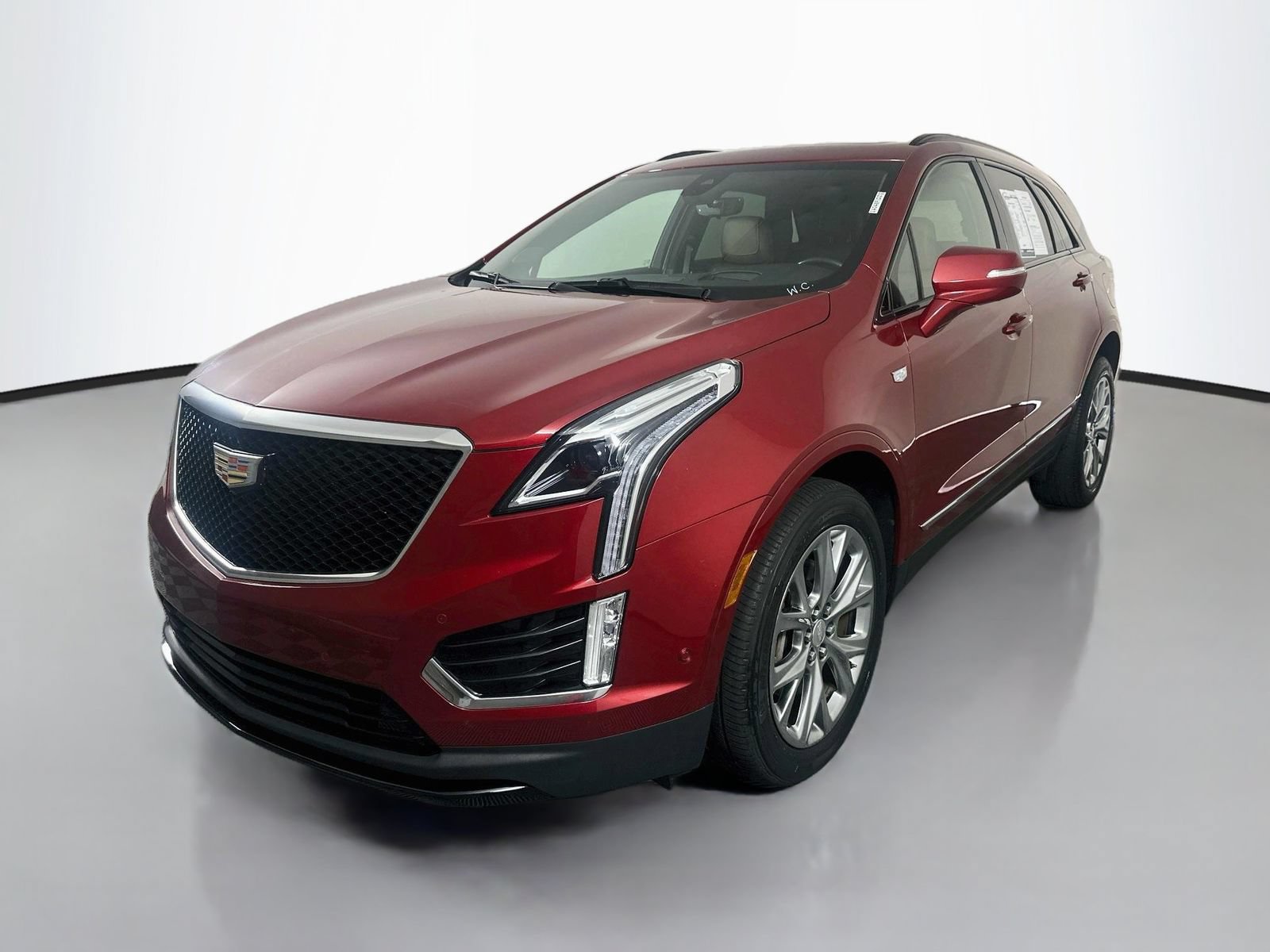 Used 2020 Cadillac XT5 Sportv AWD/4WD image 3