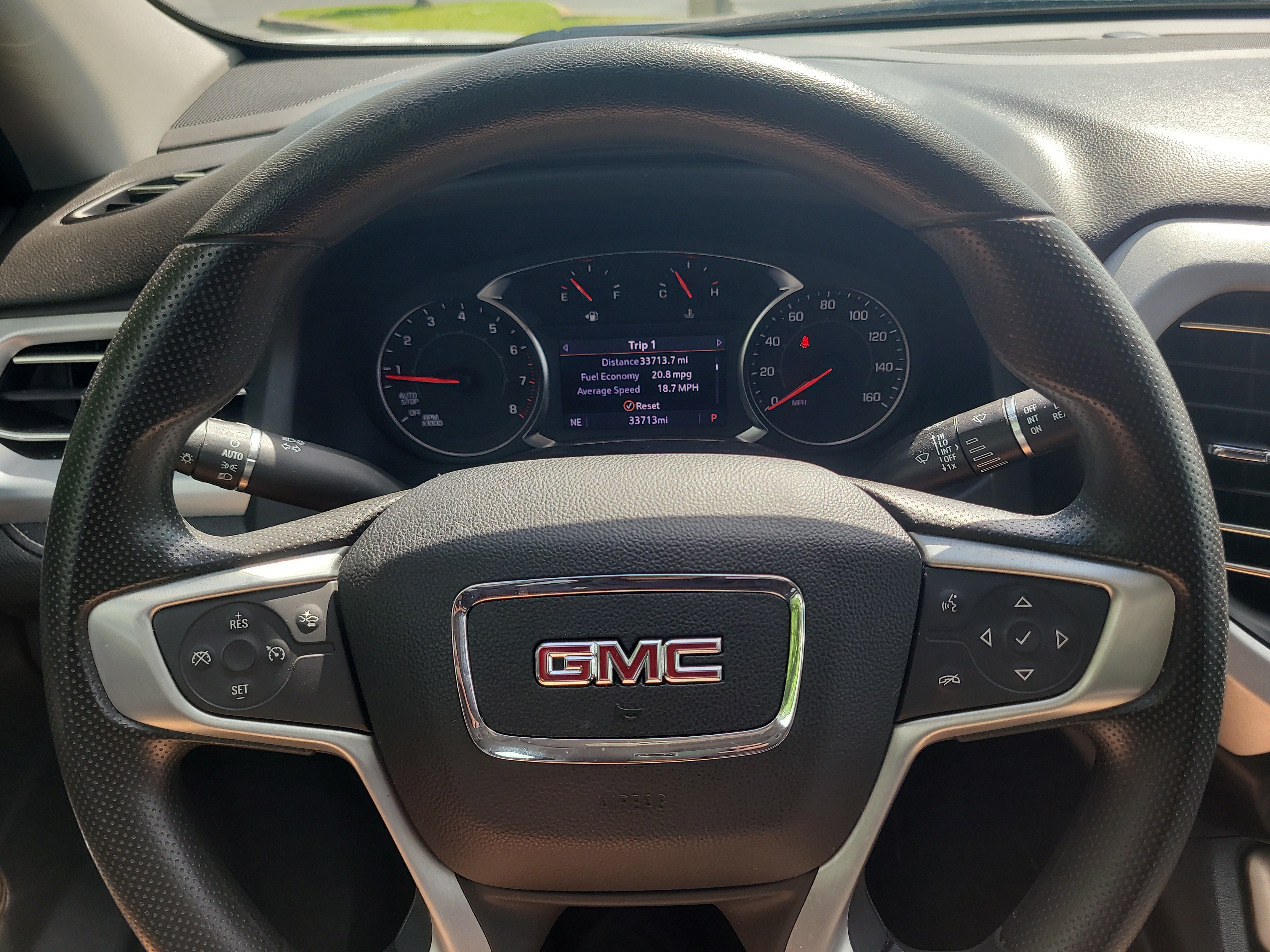 Used 2023 GMC Acadia SLE w/ Driver Convenience Package FWD image 30