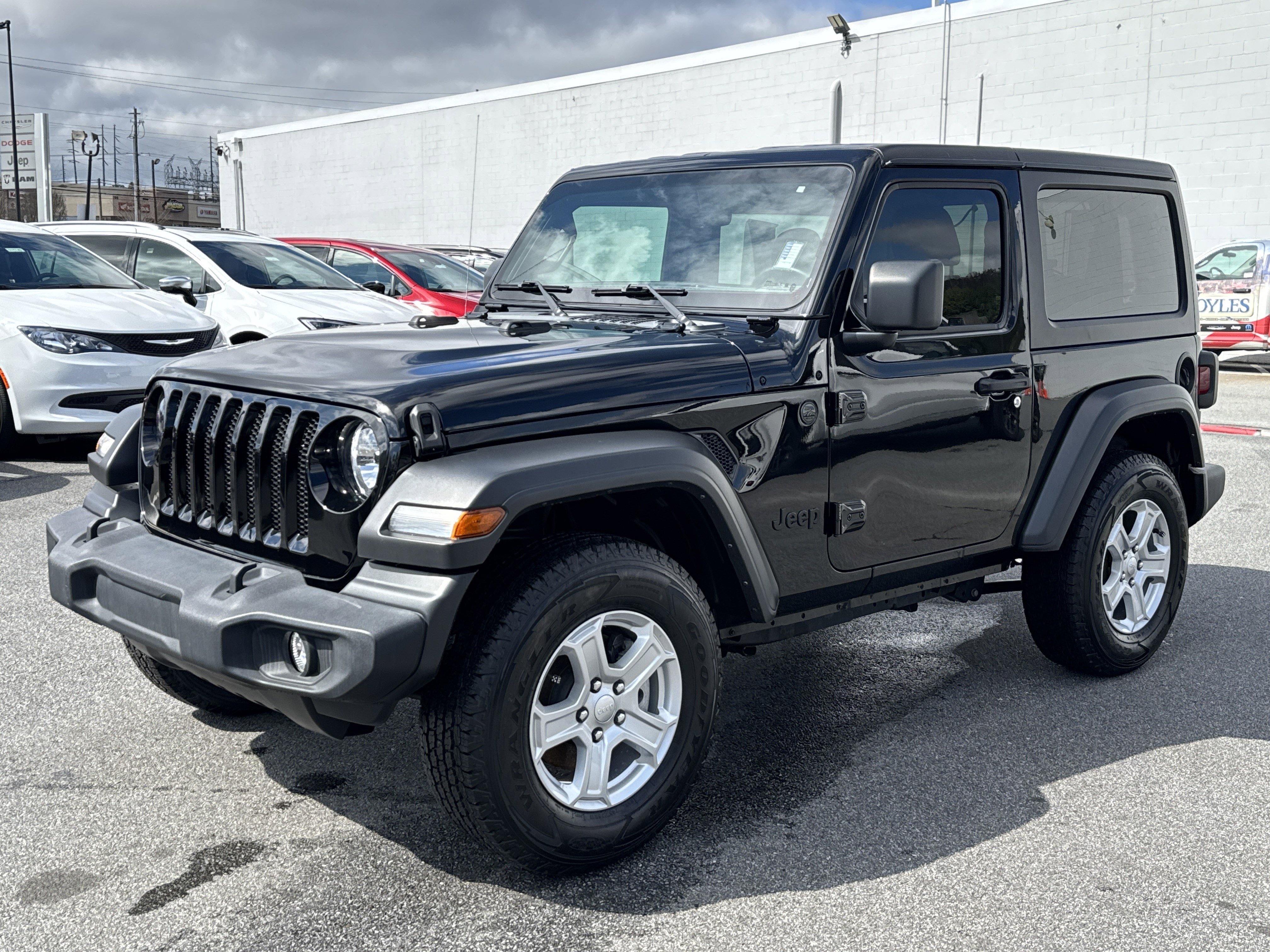 Used 2022 Jeep Wrangler Sport S image 8