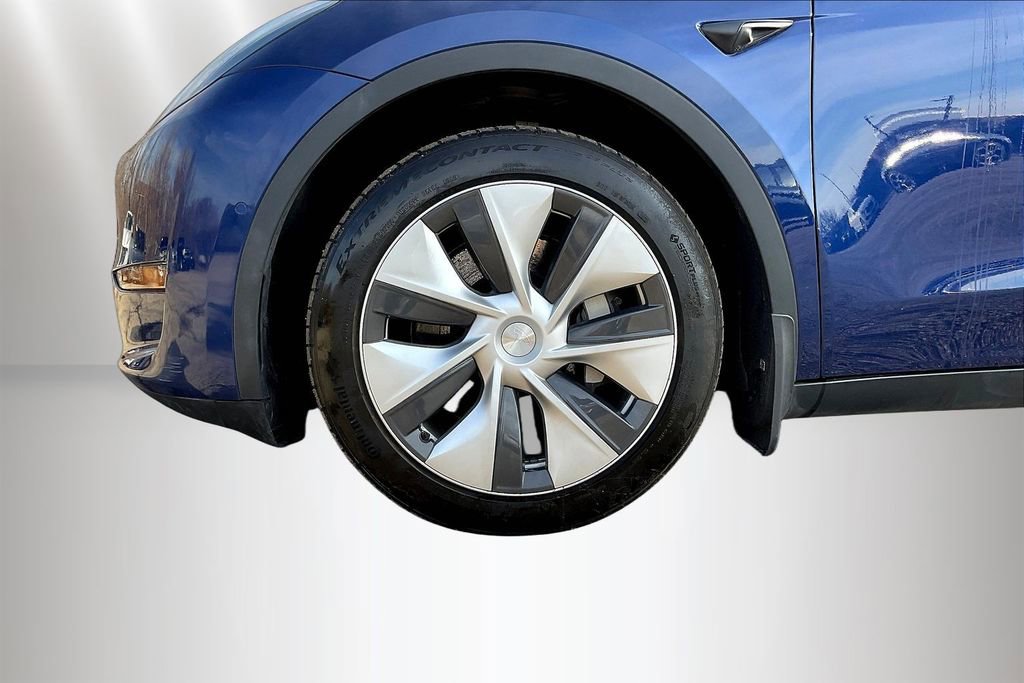 Used 2021 Tesla Model Y Long Range image 33
