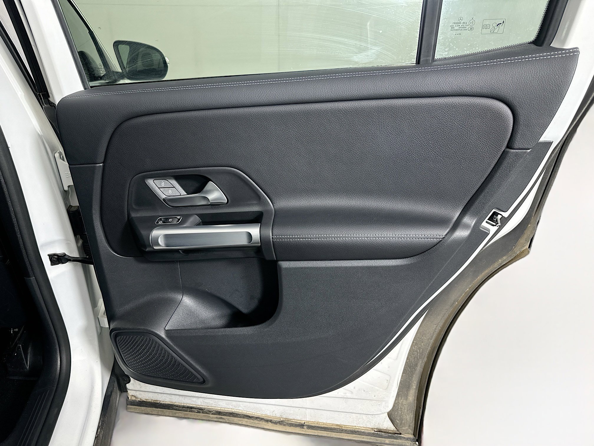 Used 2024 Mercedes-Benz GLB 250 GLB 250 image 29