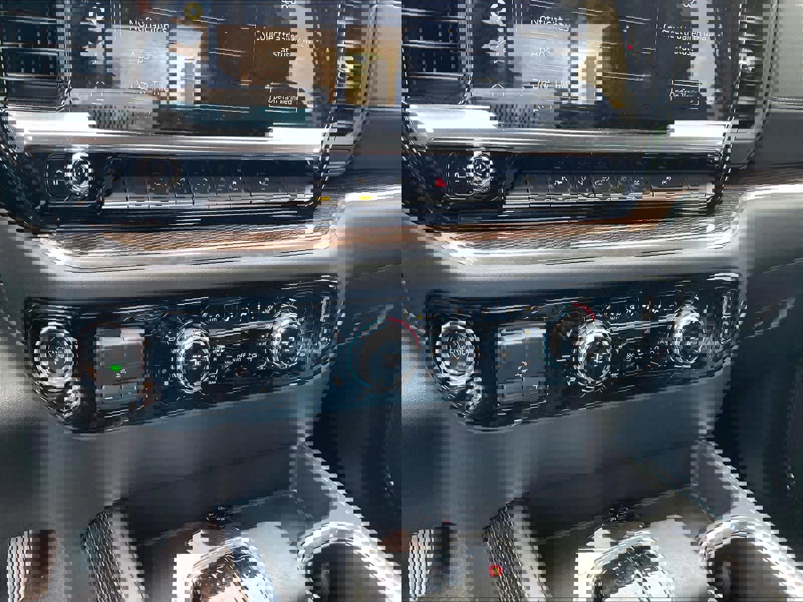 Used 2023 GMC Sierra 1500 Elevation w/ Preferred Package image 33