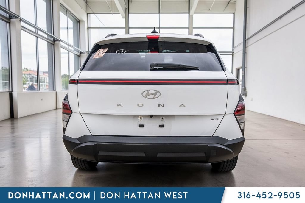 Used 2025 Hyundai Kona SEL AWD/4WD image 26