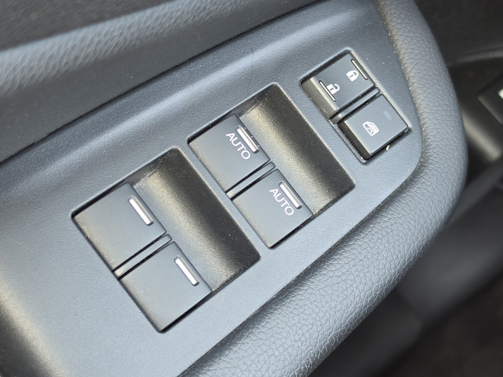 Used 2021 Honda Passport Sport image 13