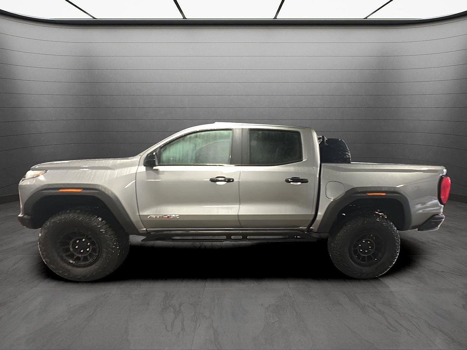 New 2025 GMC Canyon AT4 w/ AT4X AEV Edition image 2