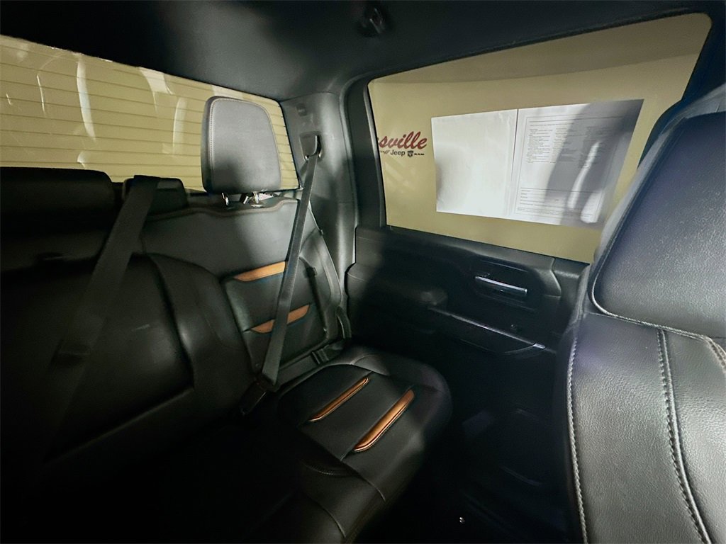 Used 2022 GMC Sierra 2500 AT4 w/ Gooseneck/5TH Wheel Package image 14