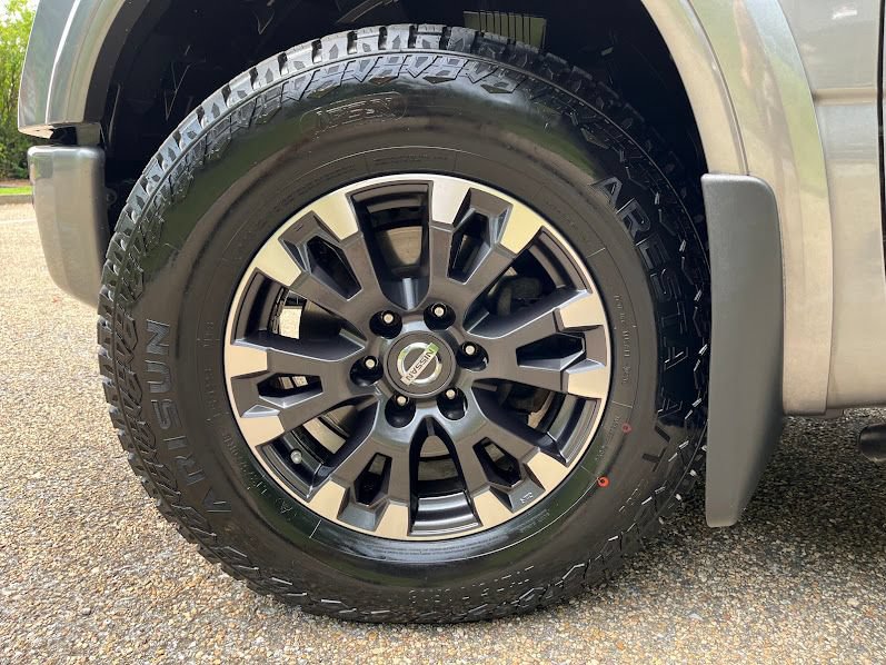 Used 2018 Nissan Titan PRO-4X w/ Pro-4x Convenience Package AWD/4WD image 53