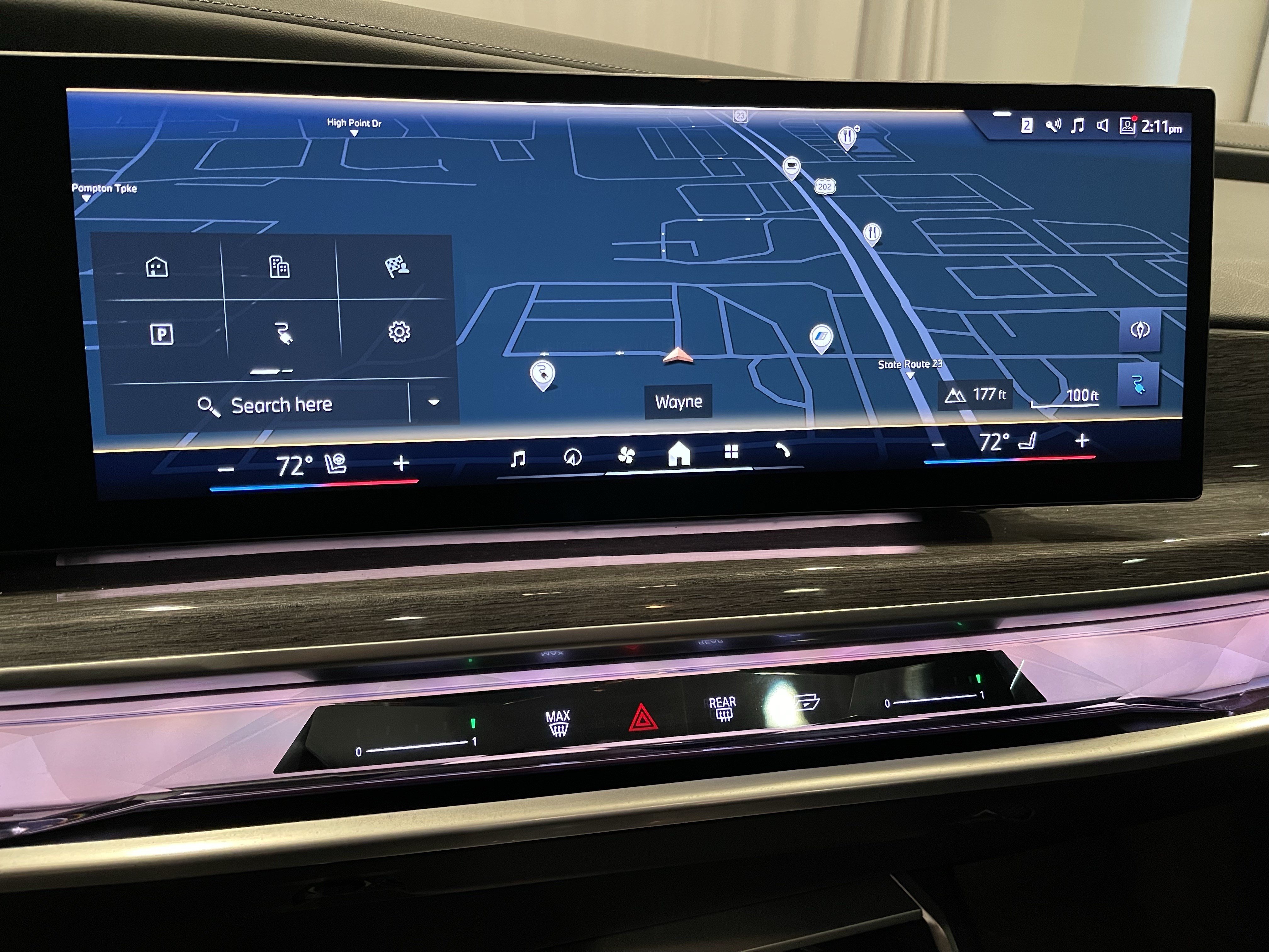 Certified 2023 BMW i7 xDrive60 AWD/4WD image 22