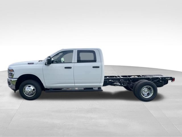 New 2026 RAM 3500 Tradesman w/ Chrome Appearance Group A AWD/4WD image 11