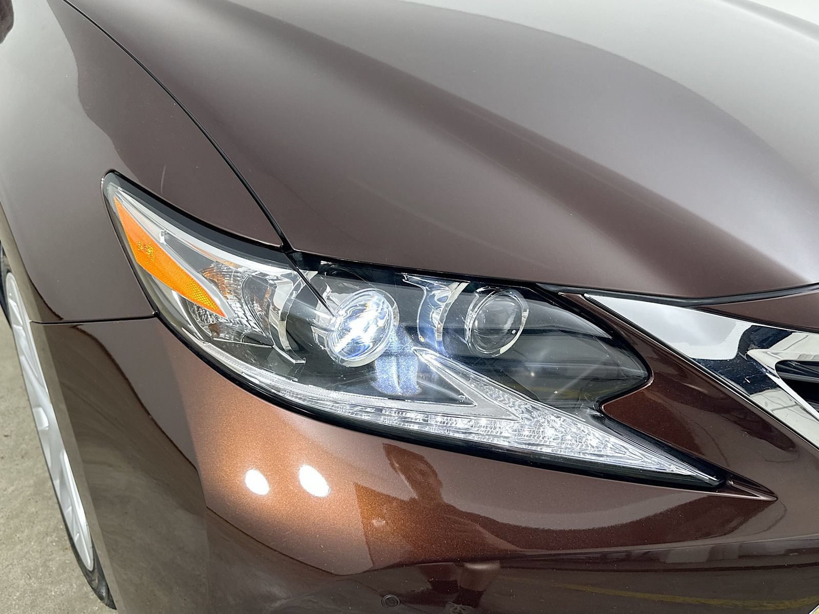 Used 2018 Lexus ES 350 w/ Luxury Package w/Wood Trim FWD image 9