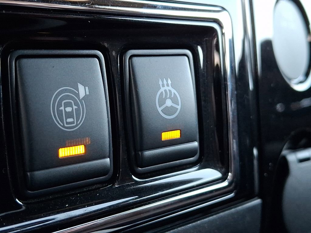 Used 2023 Nissan Titan Platinum Reserve w/ Off Road Protection Package image 26