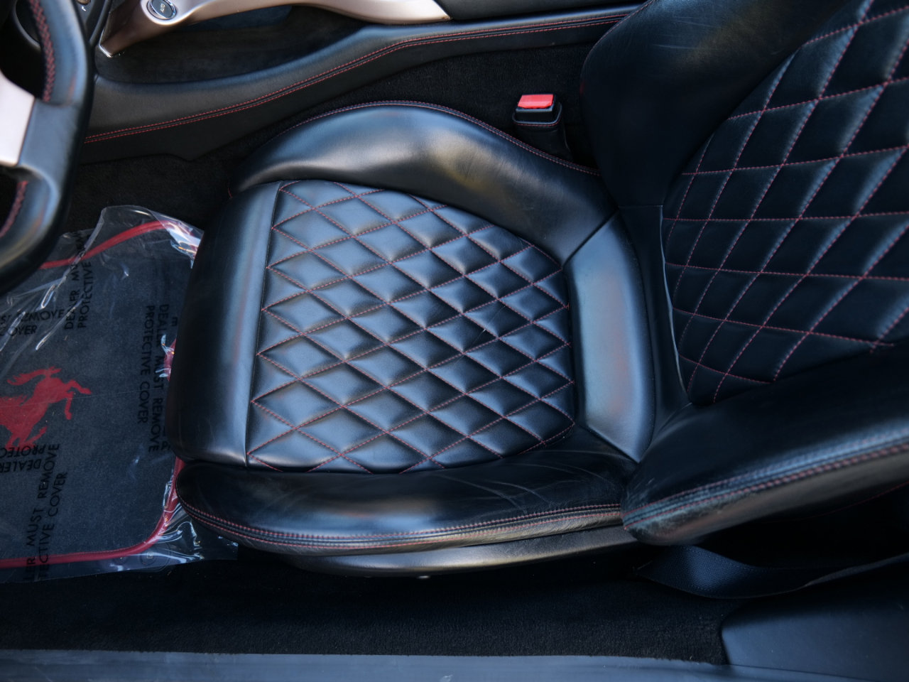 Used 2014 Ferrari California image 16