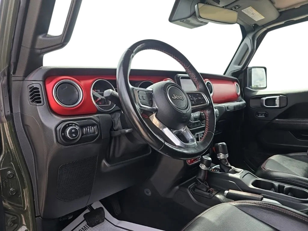 Used 2021 Jeep Gladiator Rubicon AWD/4WD image 15