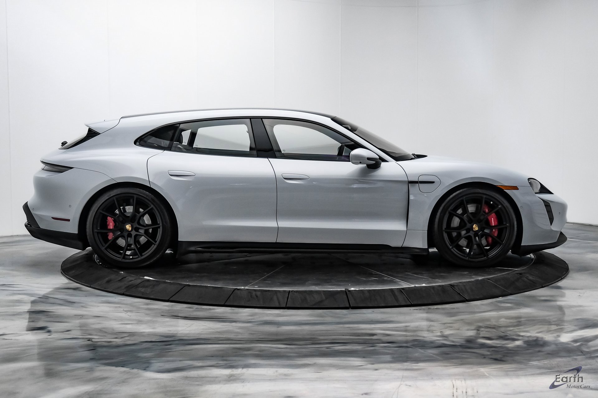 Used 2023 Porsche Taycan GTS w/ Premium Package image 16