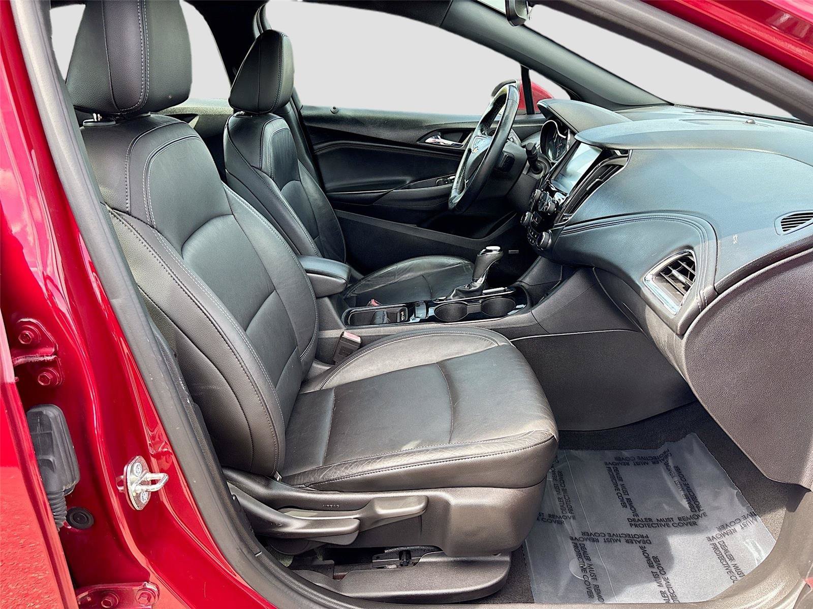 Used 2017 Chevrolet Cruze Premier FWD image 29