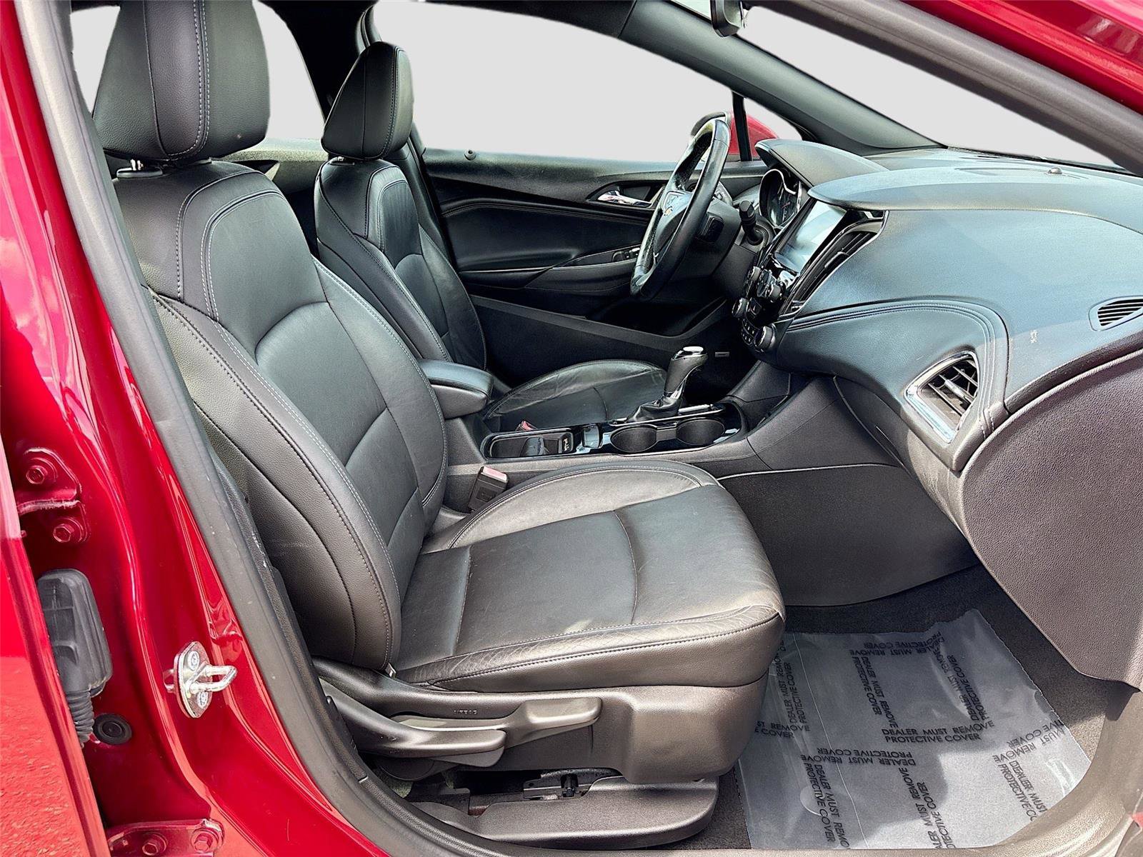 Used 2017 Chevrolet Cruze Premier image 29