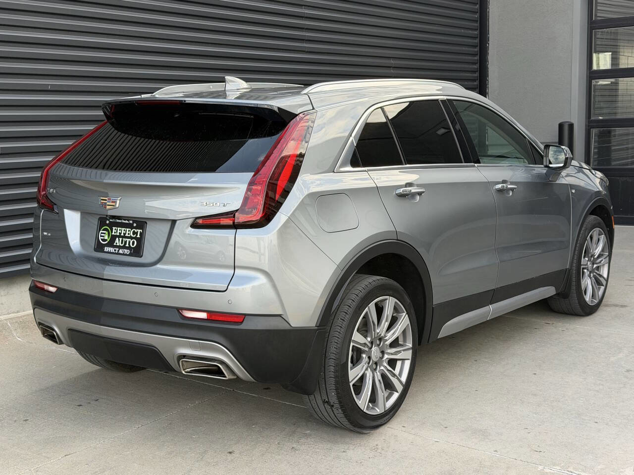 Used 2023 Cadillac XT4 Premium Luxury image 11