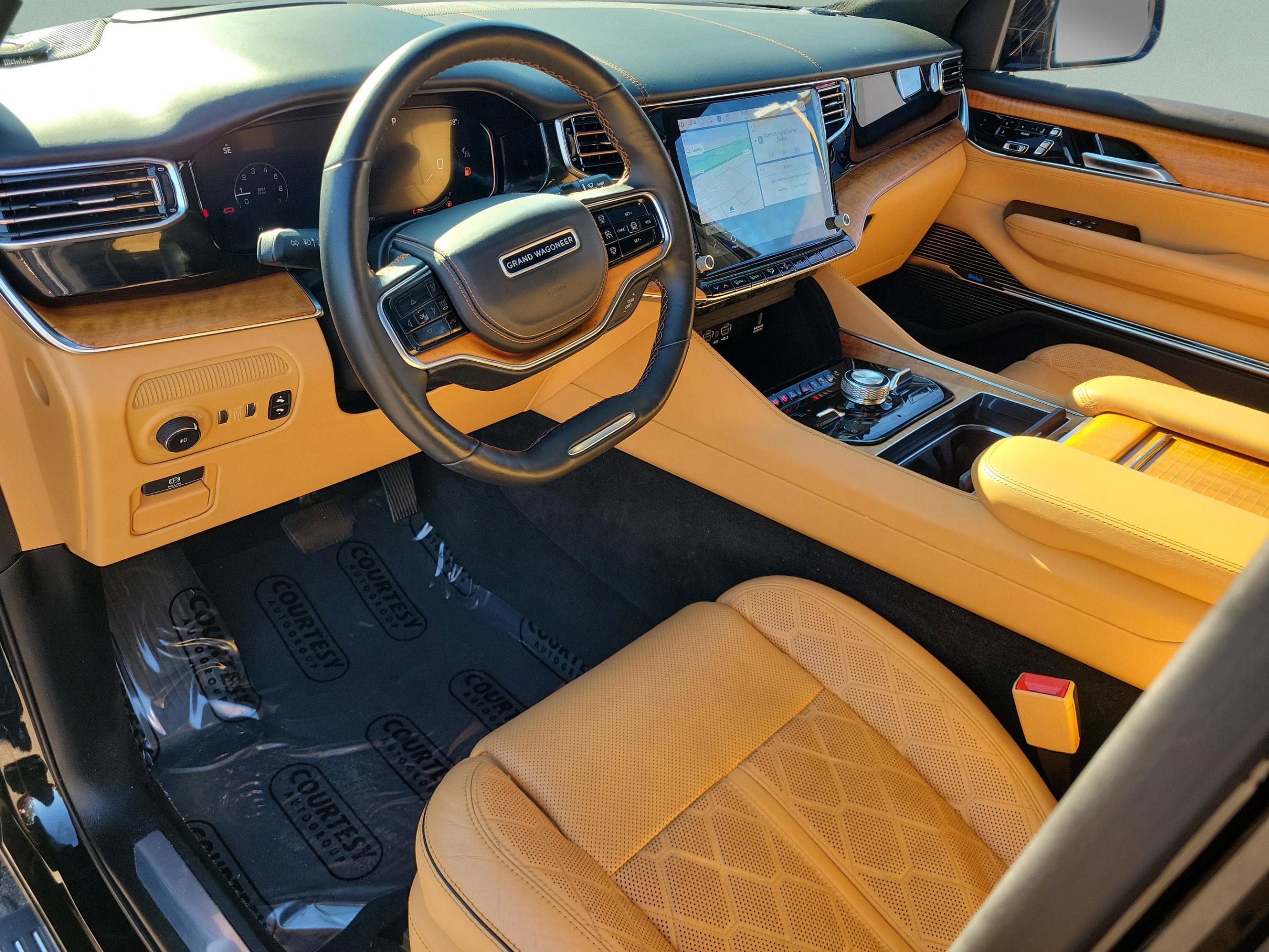 Used 2022 Jeep Grand Wagoneer Series III image 20