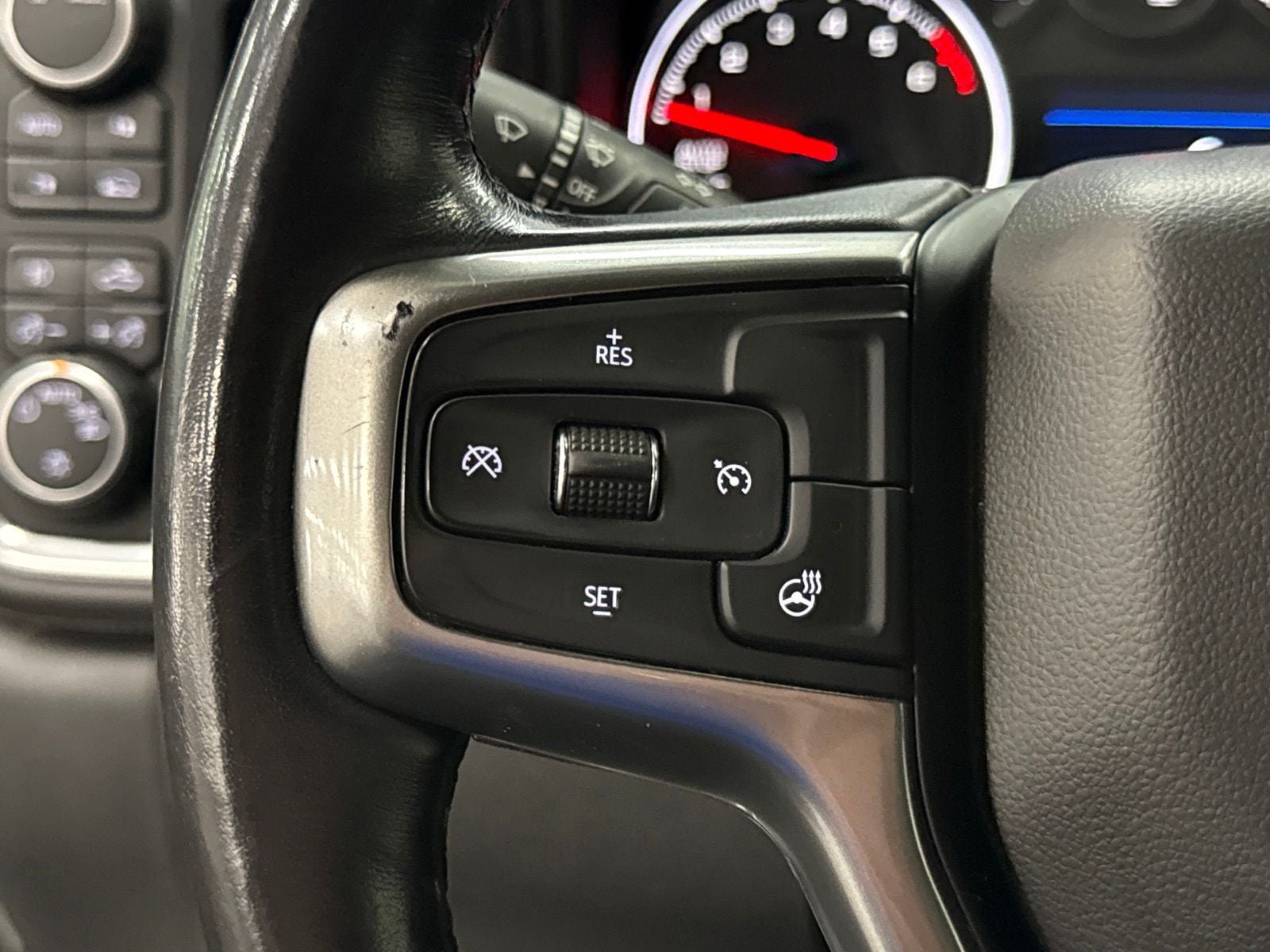 Used 2022 Chevrolet Silverado 1500 RST w/ Convenience Package II AWD/4WD image 23