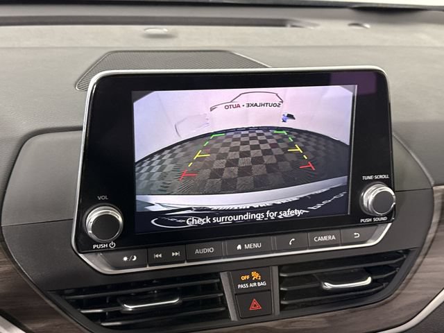 Used 2024 Nissan Altima 2.5 SV FWD image 18