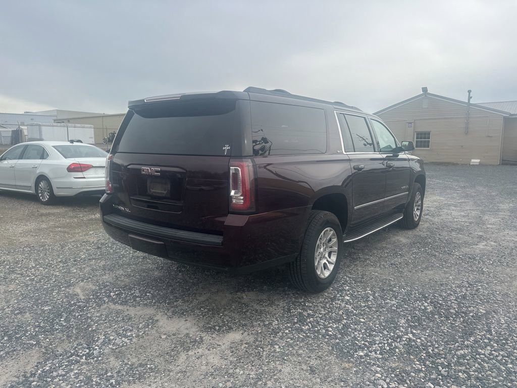 Used 2017 GMC Yukon XL SLT image 5