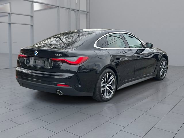 Used 2023 BMW 430i Gran Coupe xDrive w/ M Sport Package AWD/4WD image 4
