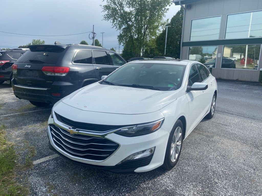 Used 2023 Chevrolet Malibu LT FWD image 3