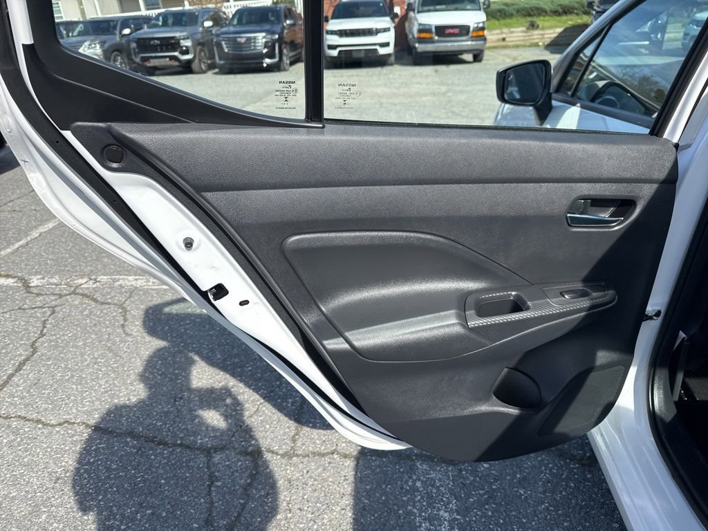 Used 2025 Nissan Versa SV FWD image 23