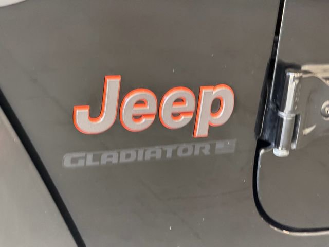 Used 2023 Jeep Gladiator Mojave w/ Cold Weather Group AWD/4WD image 7