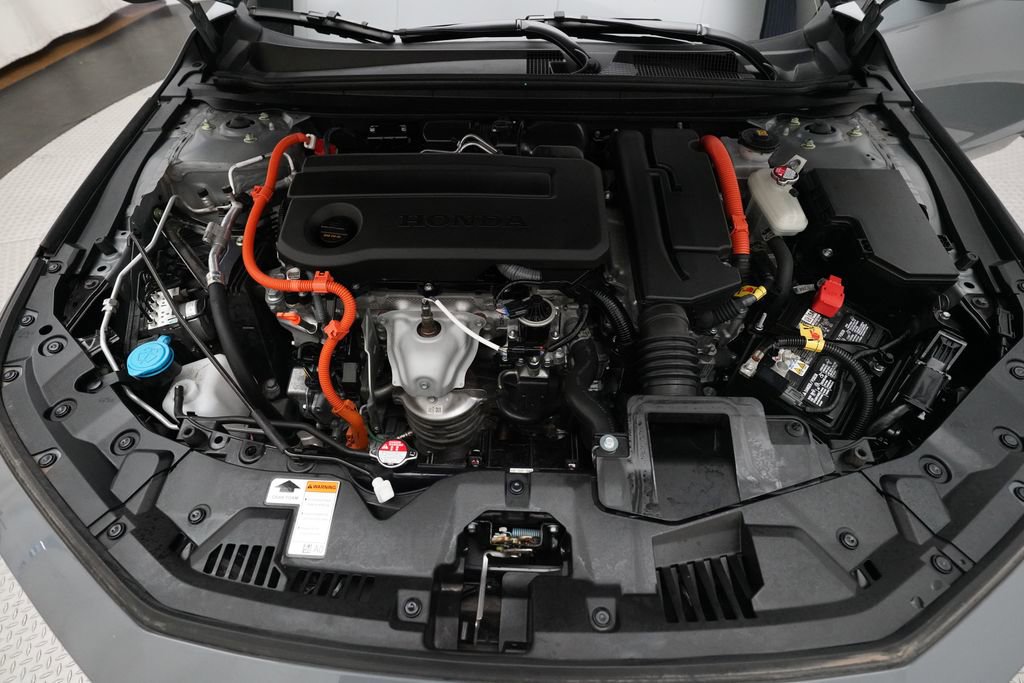 Used 2024 Honda Accord Sport image 3