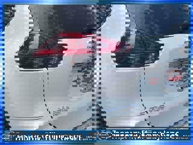 Used 2020 Nissan Rogue SV AWD/4WD image 11