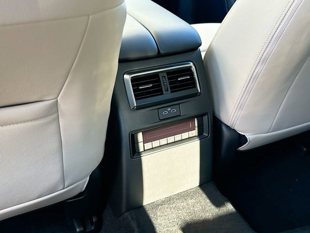 Used 2025 MAZDA CX-90 Plug-In Hybrid w/ Preferred image 27