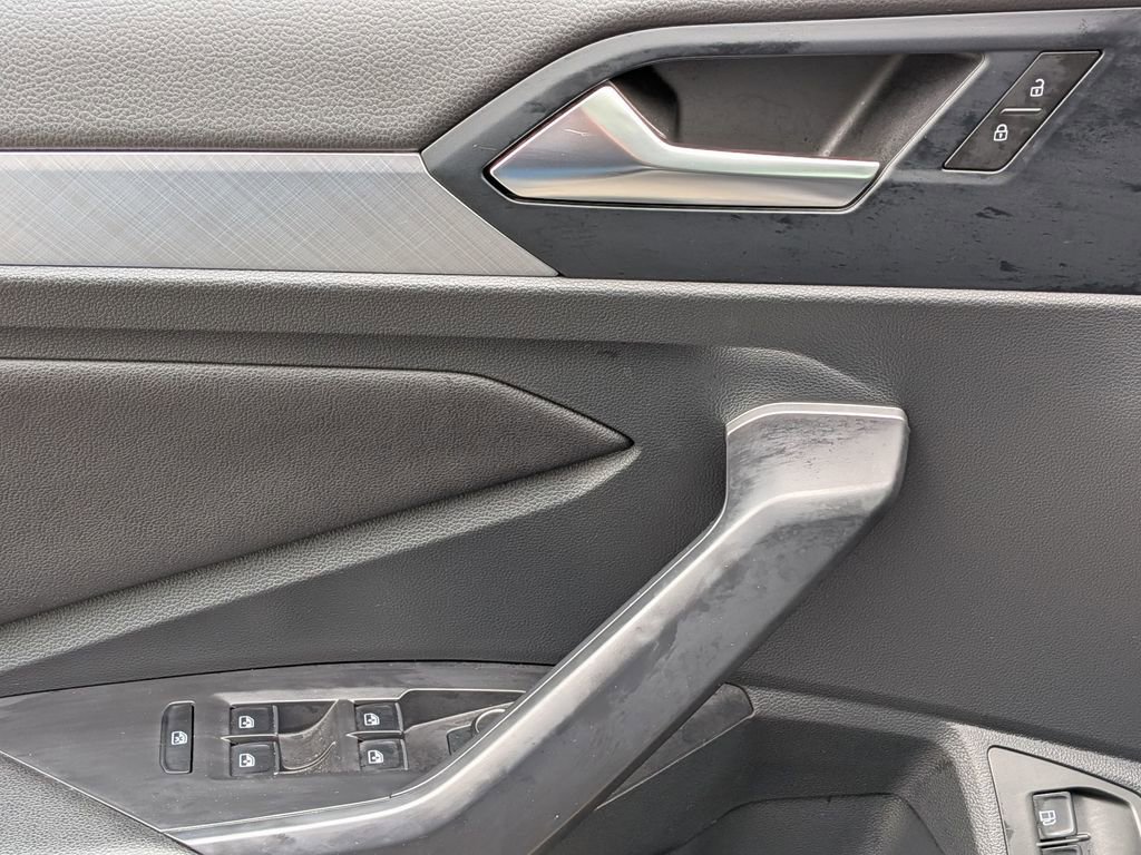Used 2024 Volkswagen Jetta SE w/ Panoramic Sunroof Package FWD image 15