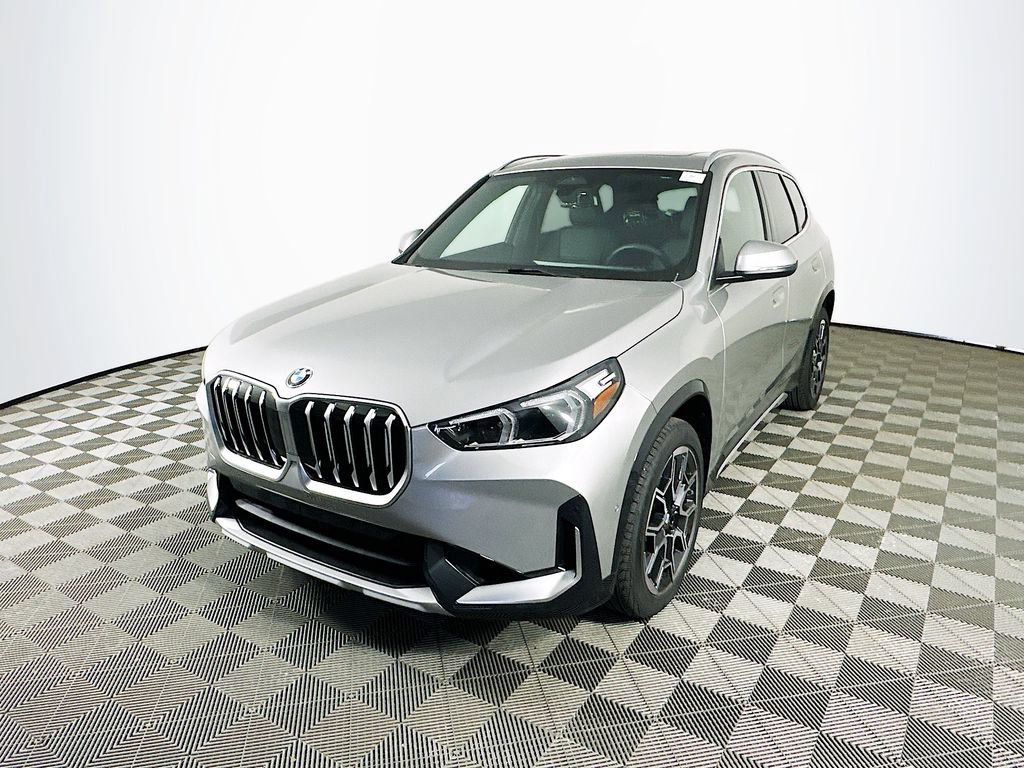 Used 2026 BMW X1 xDrive28i w/ Convenience Package AWD/4WD image 4