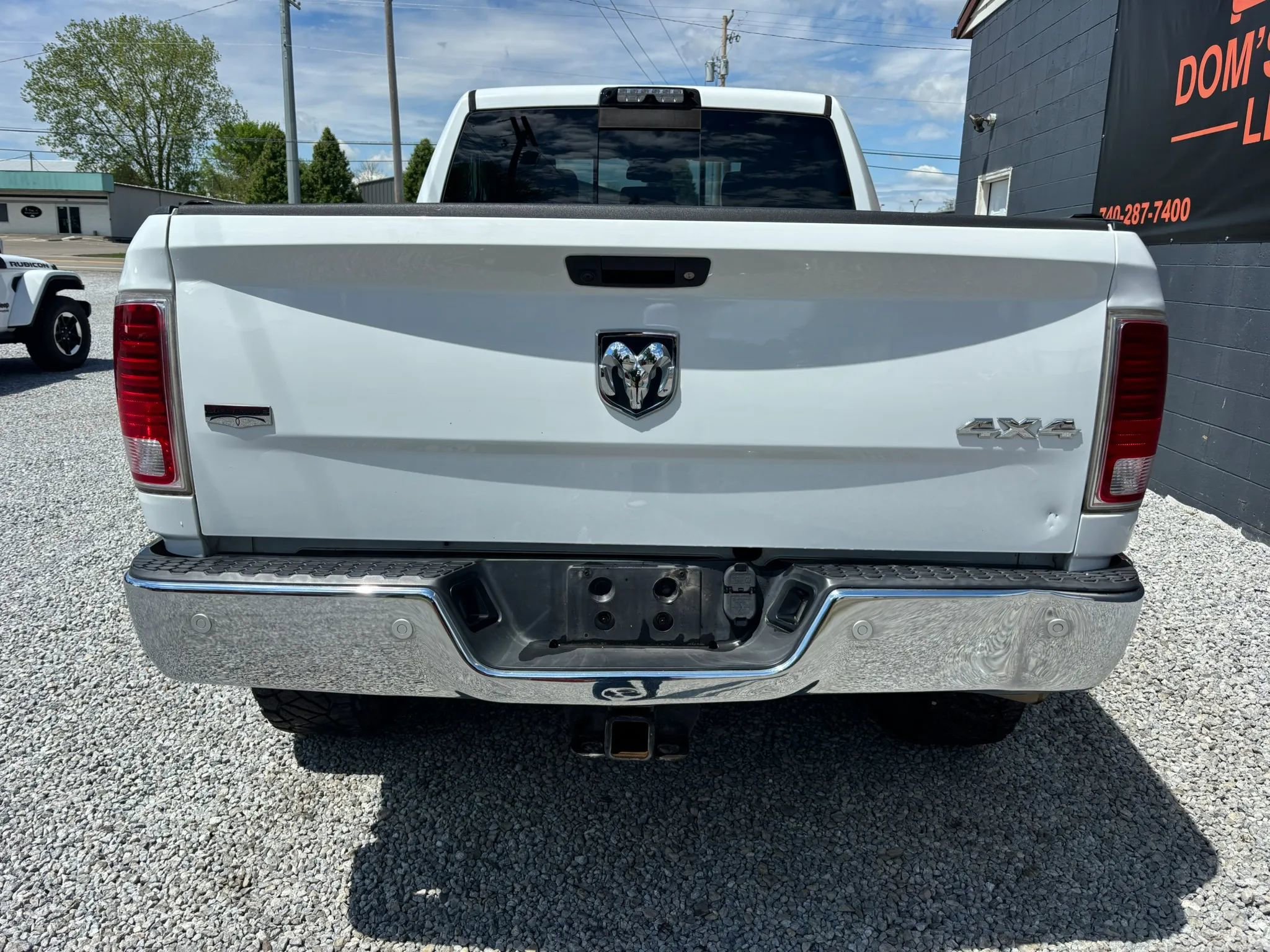 Used 2018 RAM 2500 Laramie AWD/4WD image 4