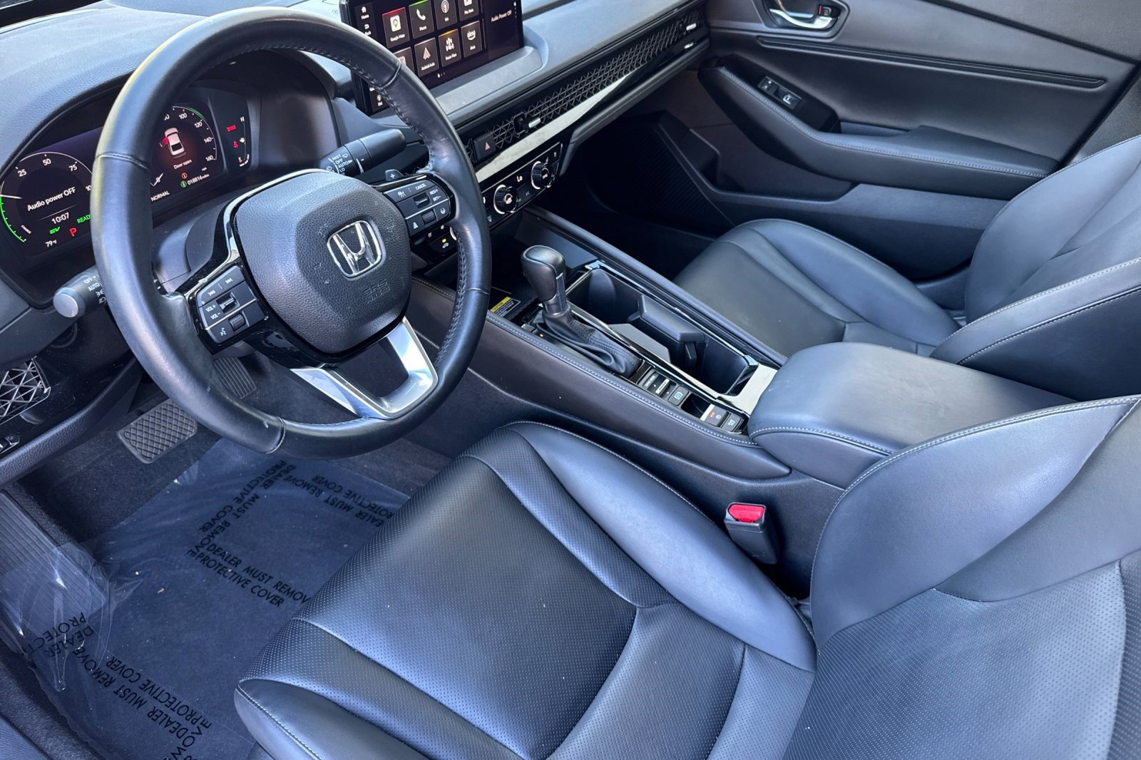 Used 2024 Honda Accord Touring image 4