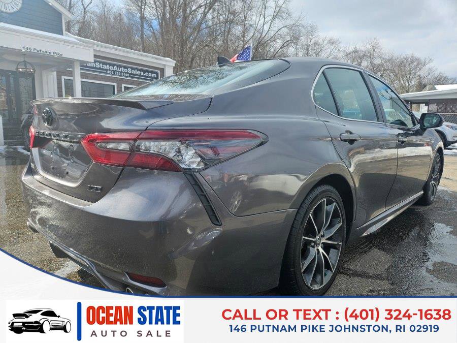 Used 2022 Toyota Camry XSE image 5