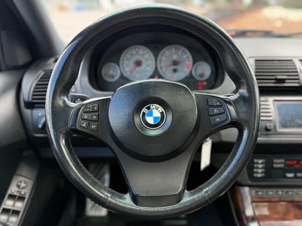 Used 2006 BMW X5 4.8is AWD/4WD image 26