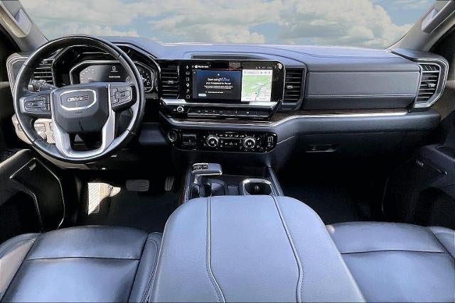 Used 2025 GMC Sierra 1500 Elevation w/ Elevation Premium Package AWD/4WD image 8