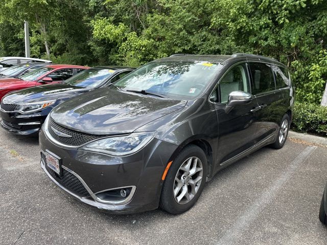 Used 2020 Chrysler Pacifica Limited FWD image 5