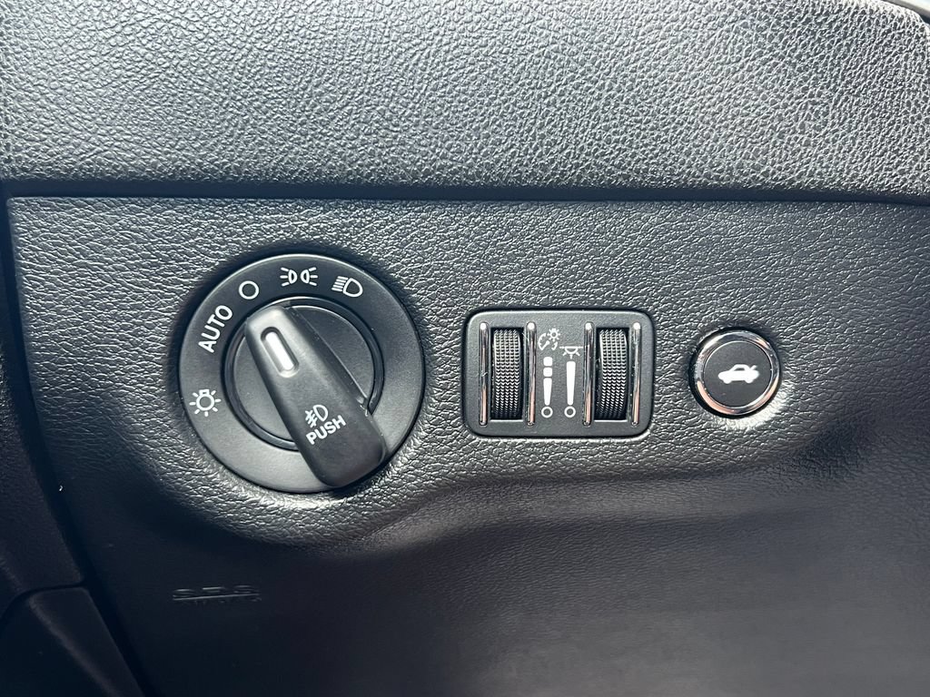 Used 2022 Dodge Charger GT RWD image 19