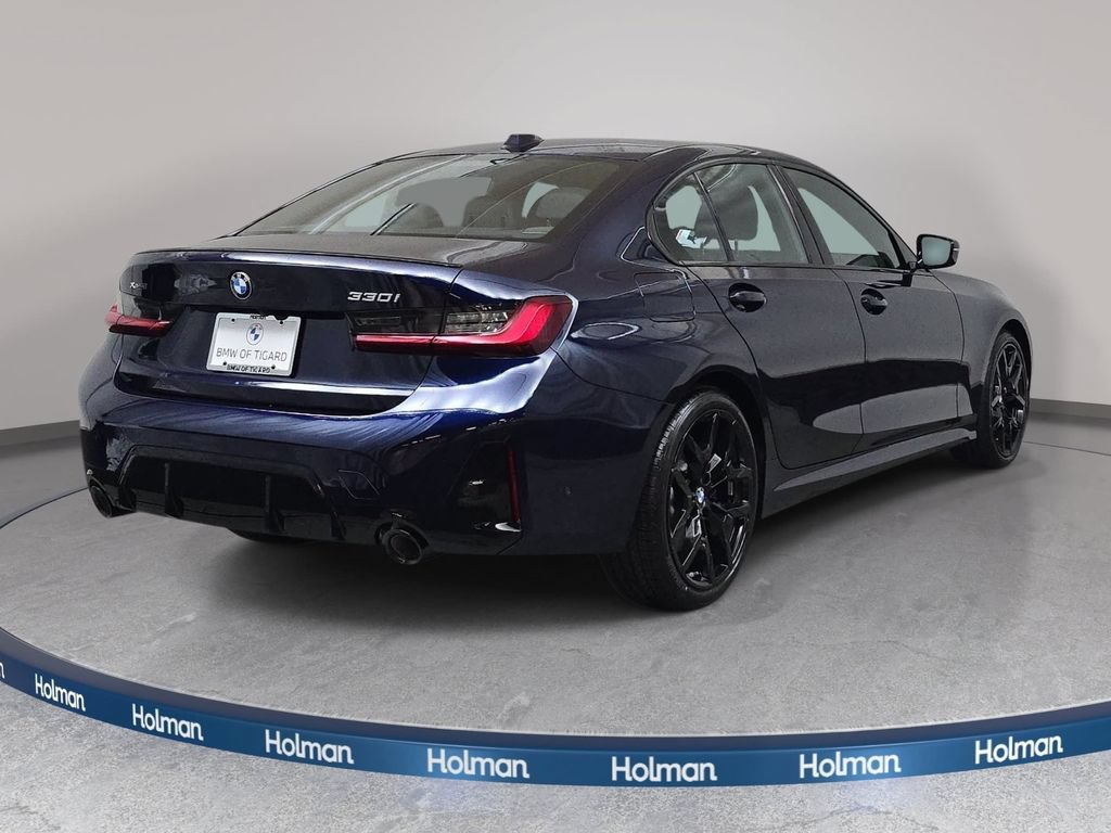 New 2026 BMW 330i xDrive Sedan w/ M Sport Package AWD/4WD image 5