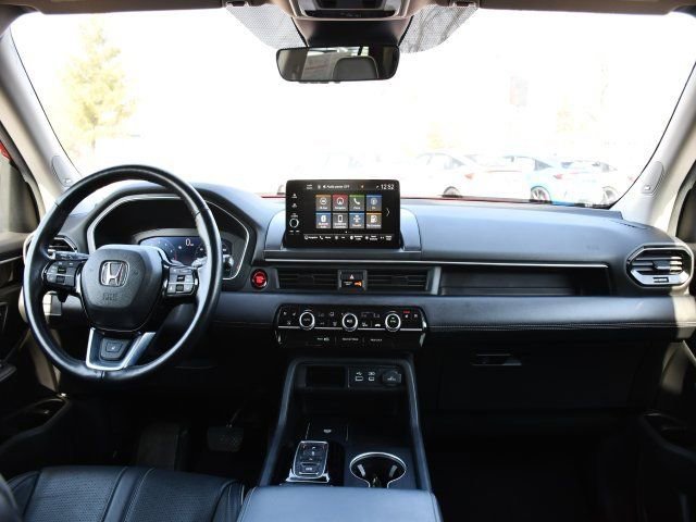 Used 2024 Honda Pilot Elite image 19