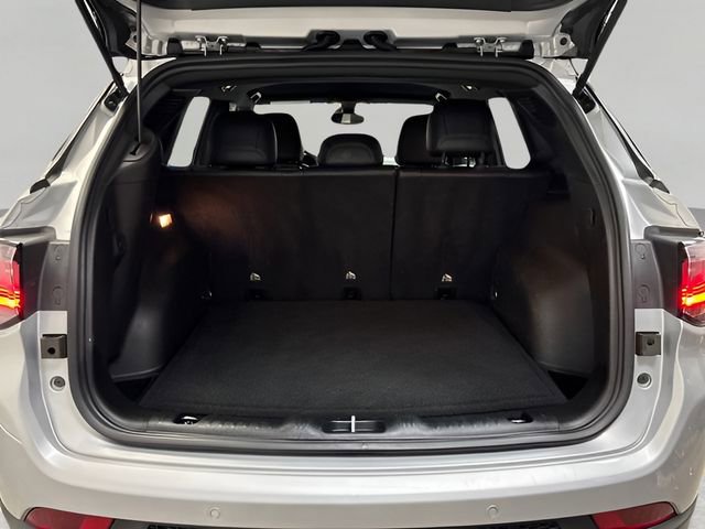 Used 2025 Jeep Compass Trailhawk w/ Trailhawk Elite Group image 22