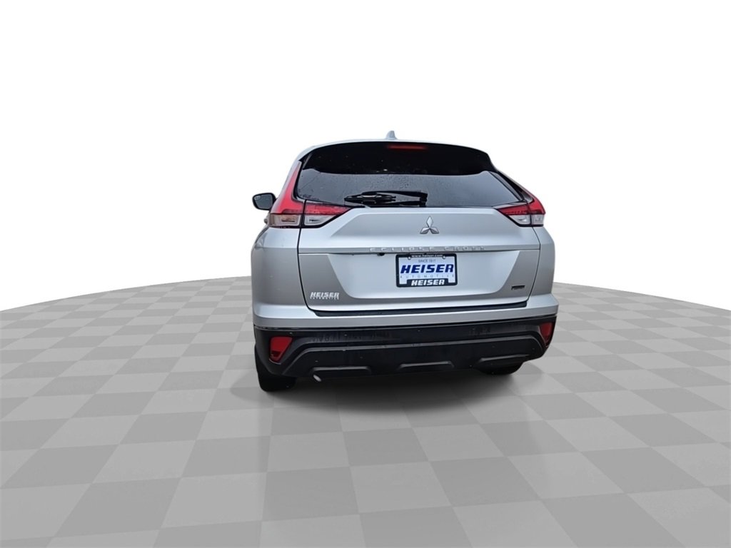 Used 2023 Mitsubishi Eclipse Cross LE image 7