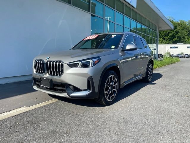 Used 2026 BMW X1 xDrive28i w/ Technology Package AWD/4WD image 3
